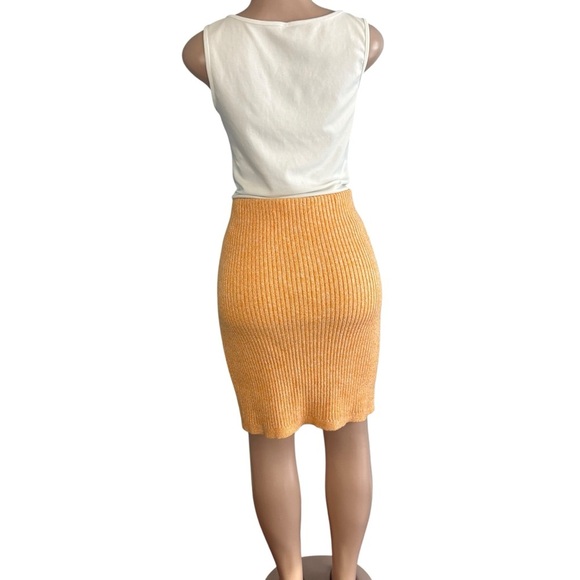 3/$30 🍂 Express Light Orange Knit Ribbed Skirt - Picture 7 of 10